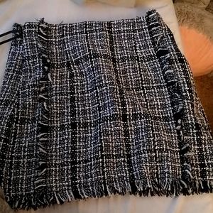 Plaid black and white skirt